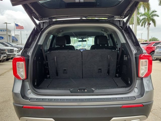 Certified 2023 Ford Explorer XLT w/ Equipment Group 202A RWD image 7