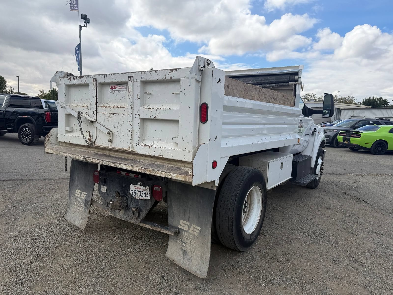Certified 2022 Ford F750 2WD Regular Cab Super Duty image 5