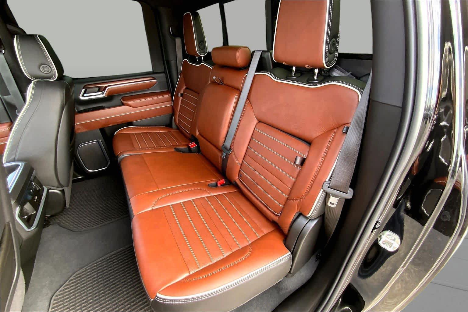 Used 2026 GMC Sierra 2500 Denali Ultimate AWD/4WD image 19