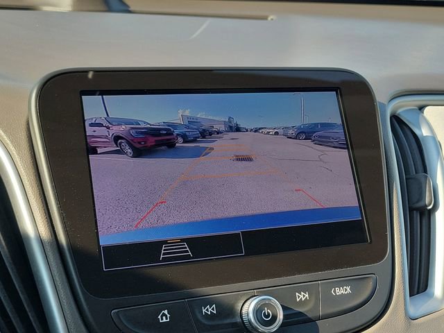 Used 2024 Chevrolet Malibu LT FWD image 17