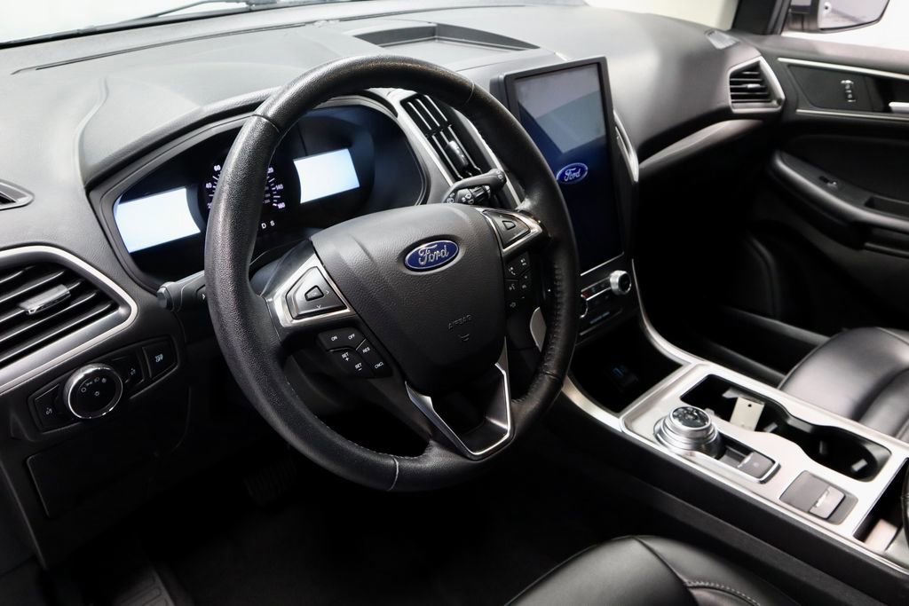 Certified 2024 Ford Edge SEL image 25