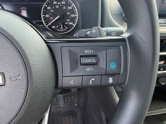Used 2022 Nissan Rogue SV AWD/4WD image 34