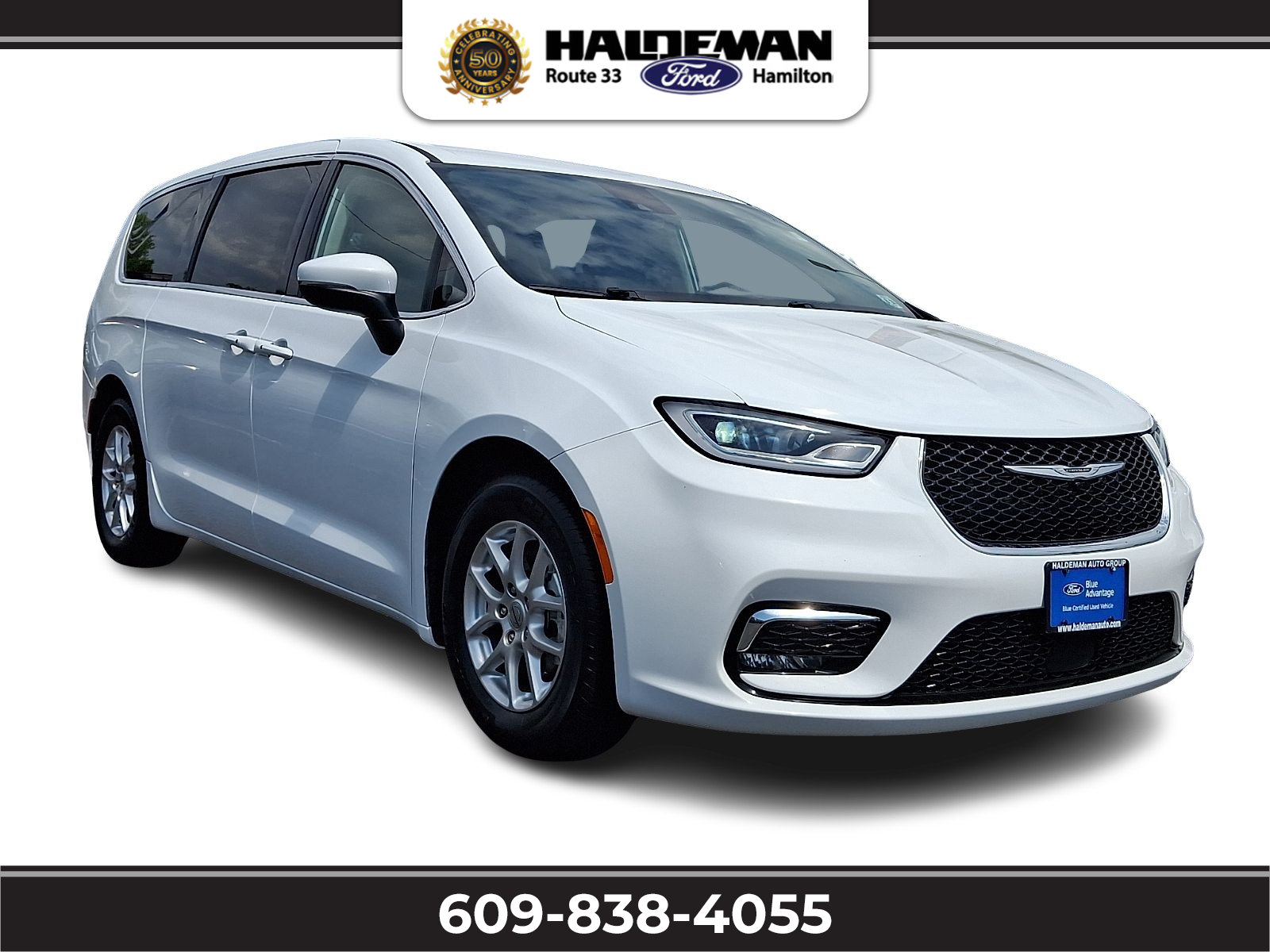 Used 2023 Chrysler Pacifica Touring-L