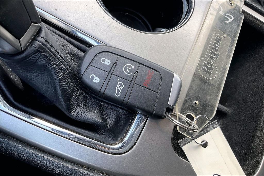 Used 2018 Jeep Grand Cherokee Limited RWD image 36