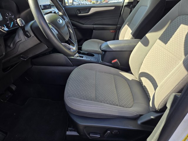 Certified 2022 Ford Escape SE w/ SE Sport Appearance Package FWD image 25