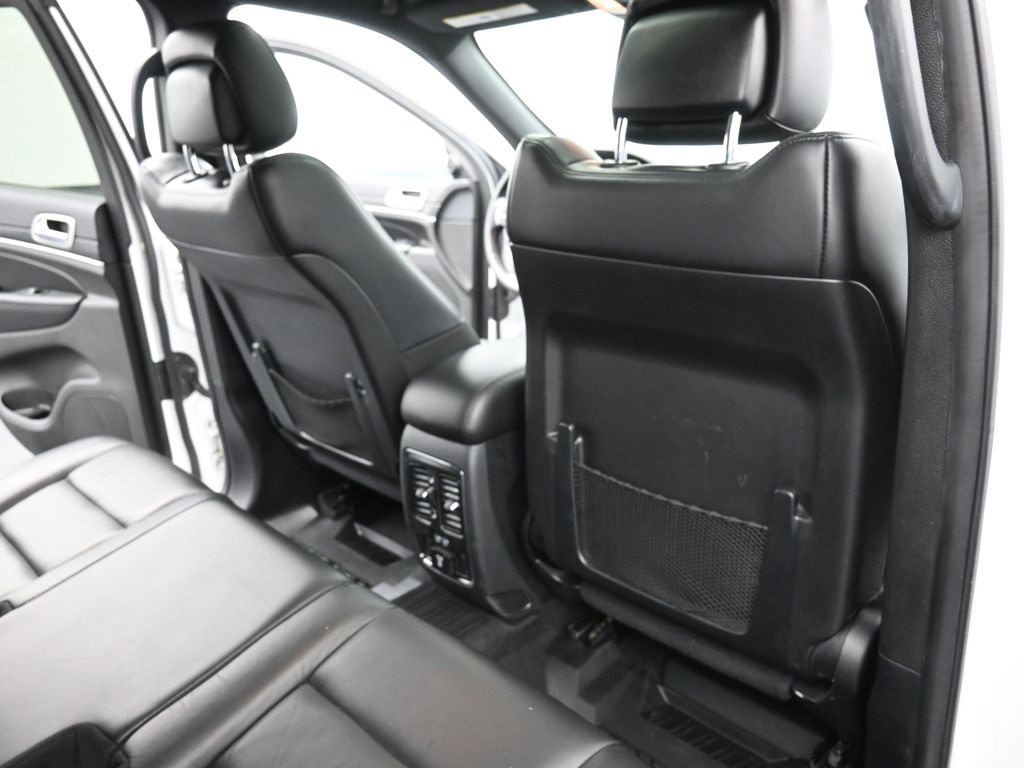 Used 2020 Jeep Grand Cherokee Limited image 12