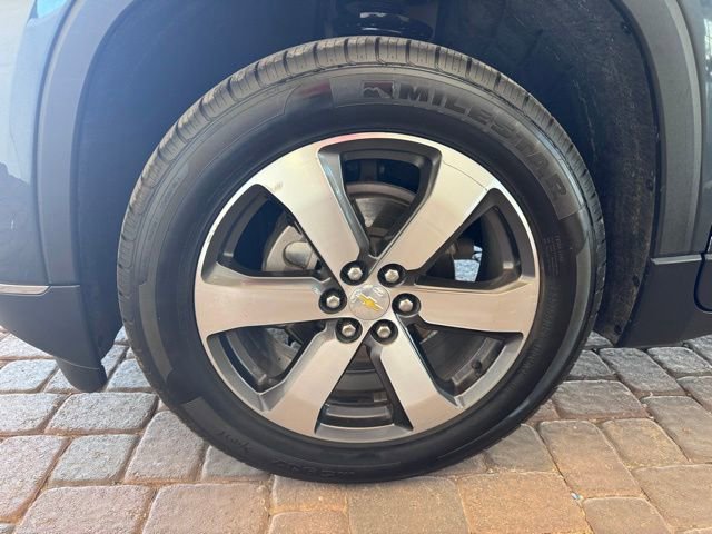 Used 2019 Chevrolet Traverse LT w/ LT Premium Package FWD image 26