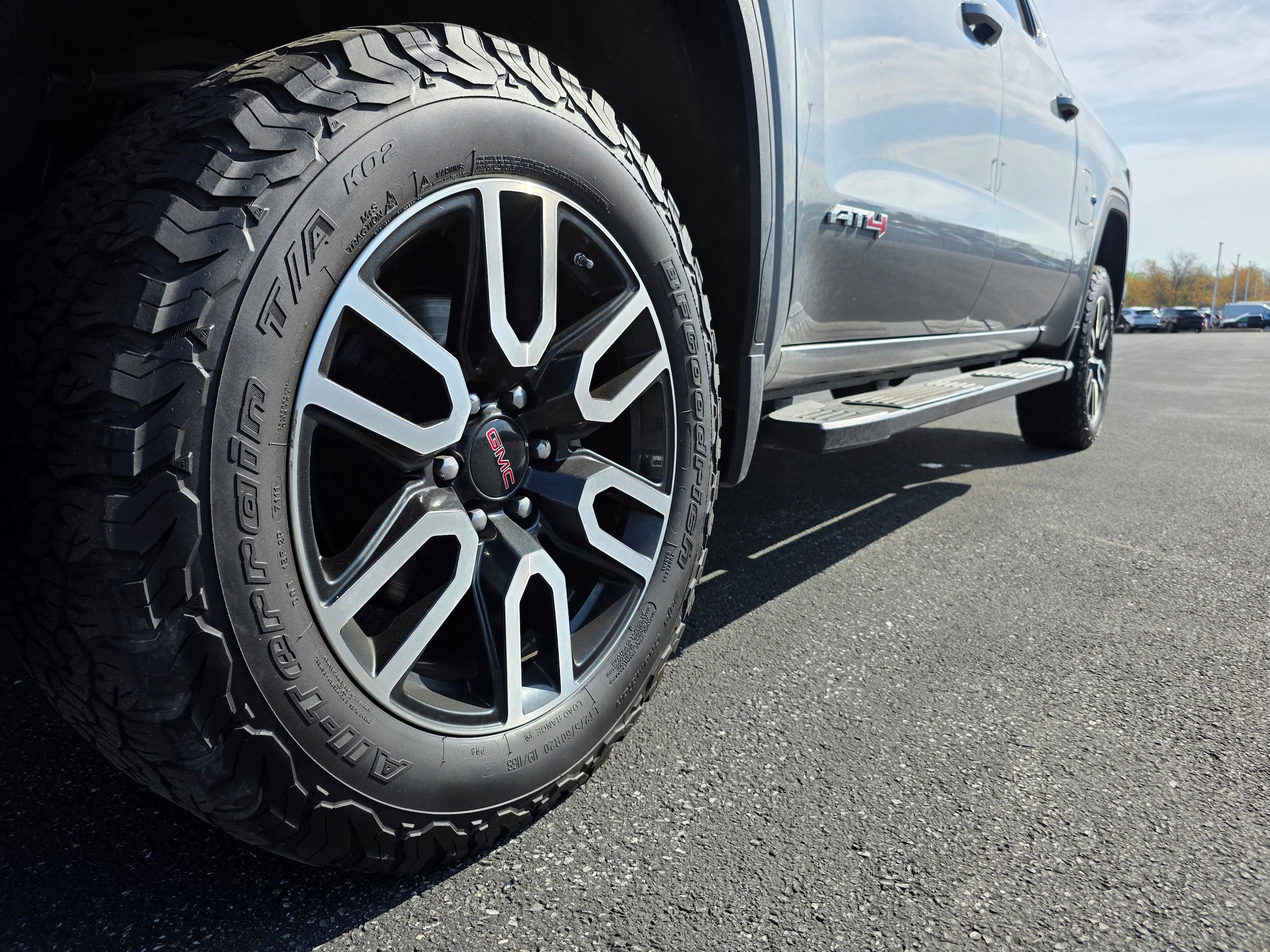 Used 2020 GMC Sierra 1500 AT4 w/ AT4 Premium Package AWD/4WD image 20