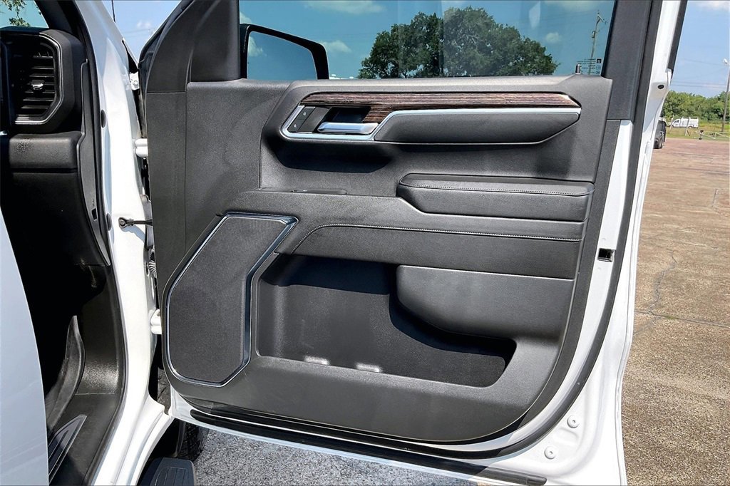 Used 2023 GMC Sierra 1500 Elevation image 29