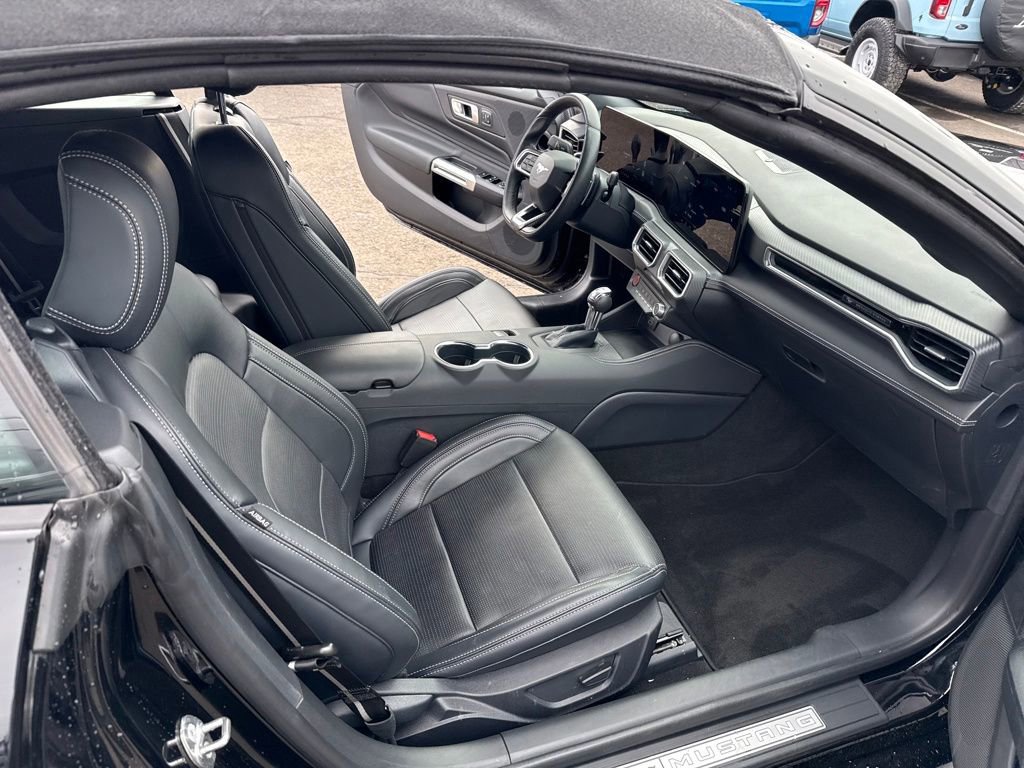 Certified 2025 Ford Mustang GT Premium image 40