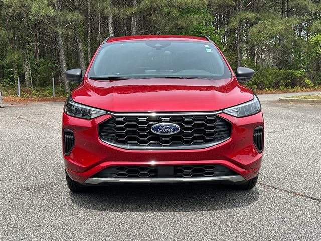 Certified 2024 Ford Escape ST-Line w/ Tech Pack #1 FWD image 2