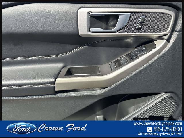 Certified 2023 Ford Explorer XLT w/ Equipment Group 202A AWD/4WD image 17