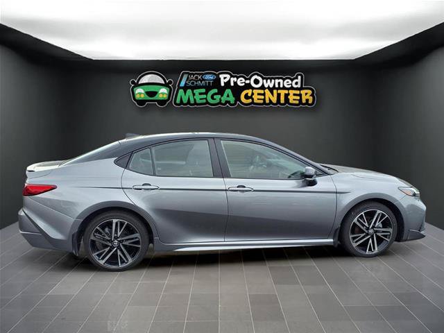 Used 2025 Toyota Camry XSE AWD/4WD image 25