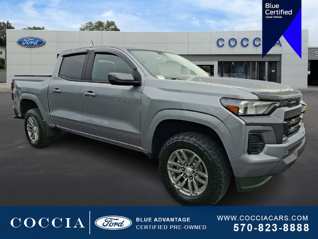 Used 2023 Chevrolet Colorado LT AWD/4WD image 3