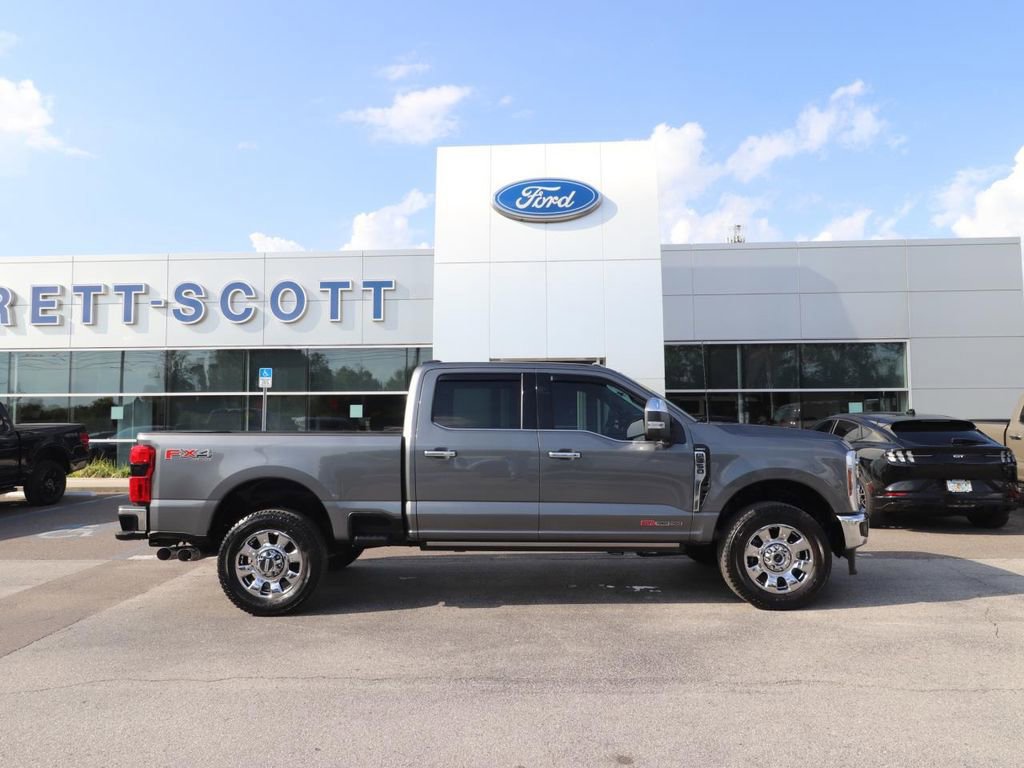 Certified 2024 Ford F350 Lariat w/ Lariat Ultimate Package image 6