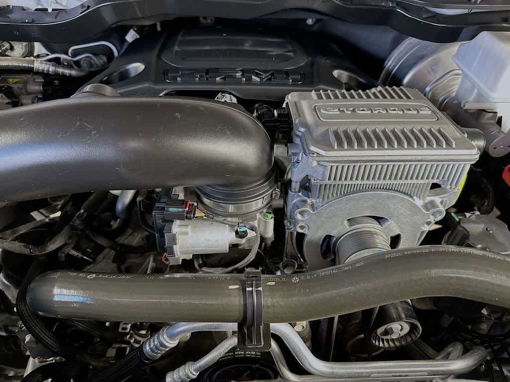Used 2022 RAM 1500 Laramie AWD/4WD image 9