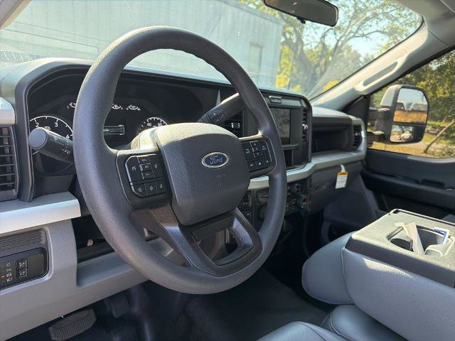 Certified 2025 Ford F250 XL AWD/4WD image 9