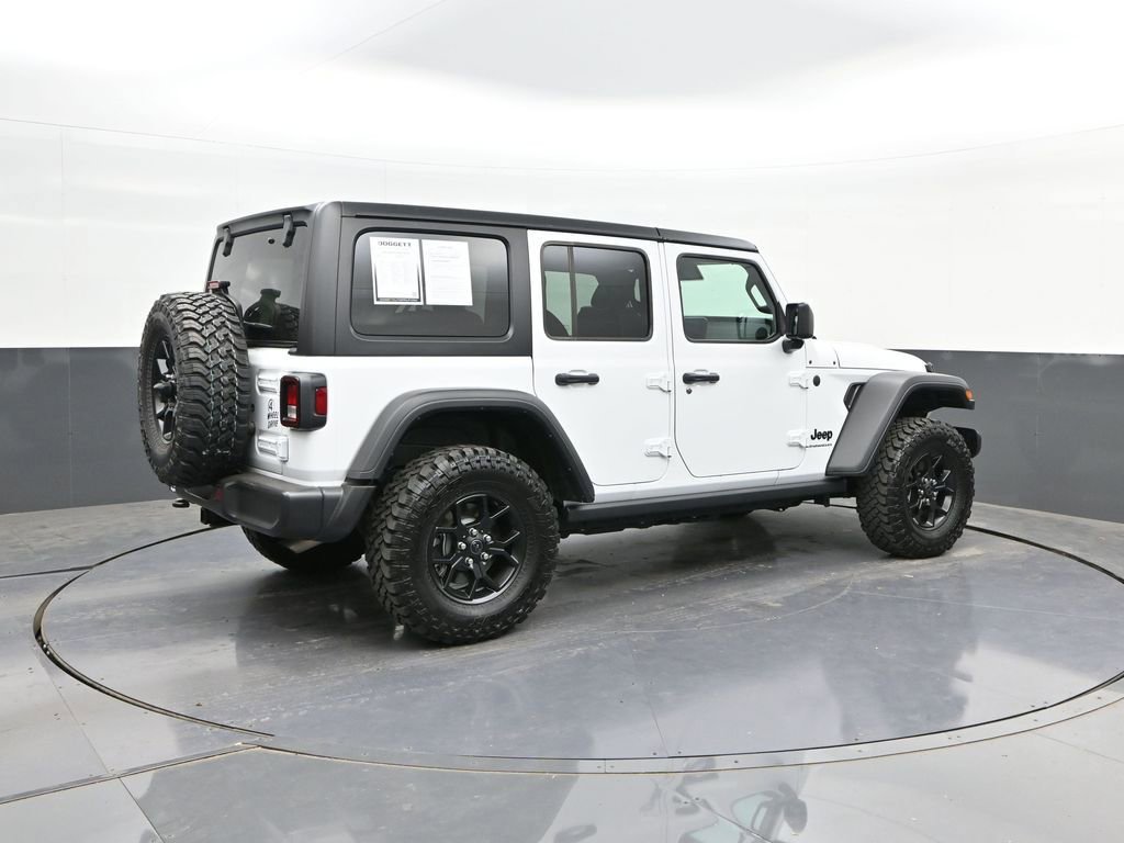 Used 2025 Jeep Wrangler Willys image 15