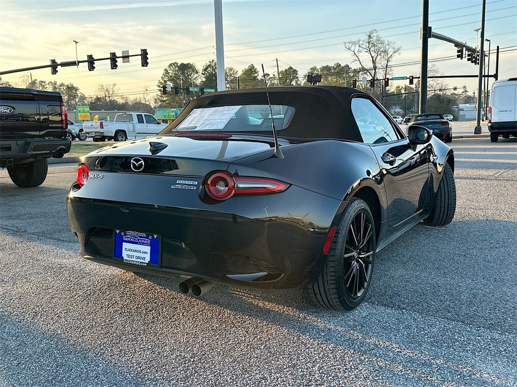 Used 2025 MAZDA MX-5 Miata Grand Touring w/ Weather Package image 4