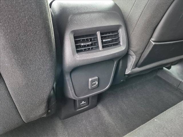 Used 2019 GMC Terrain SLE w/ Driver Convenience Package FWD image 17