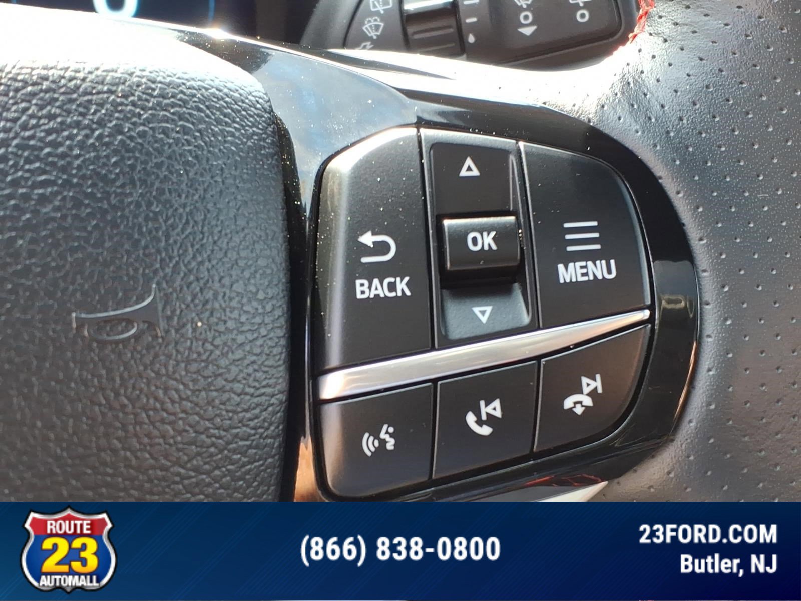 Certified 2025 Ford Explorer ST-Line w/ Premium Package AWD/4WD image 15