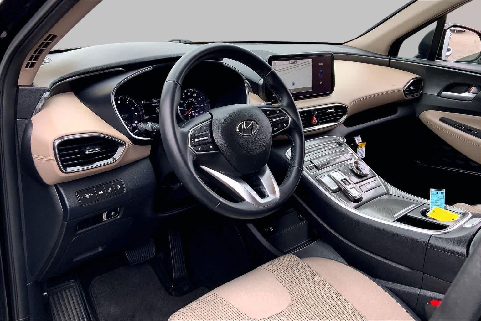 Used 2023 Hyundai Santa Fe SEL w/ Cargo Package AWD/4WD image 16