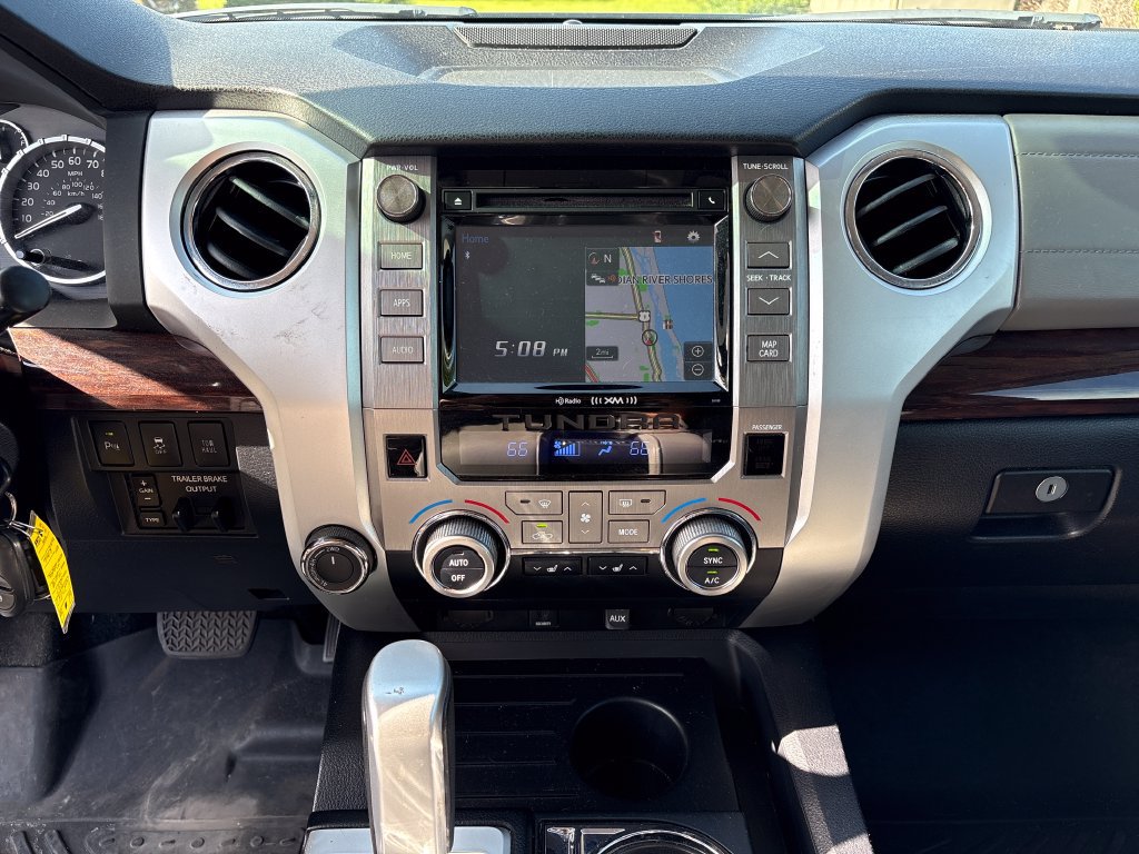 Used 2017 Toyota Tundra Limited w/ Limited Premium Package AWD/4WD image 28