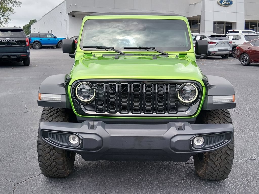 Used 2025 Jeep Wrangler Sport AWD/4WD image 9