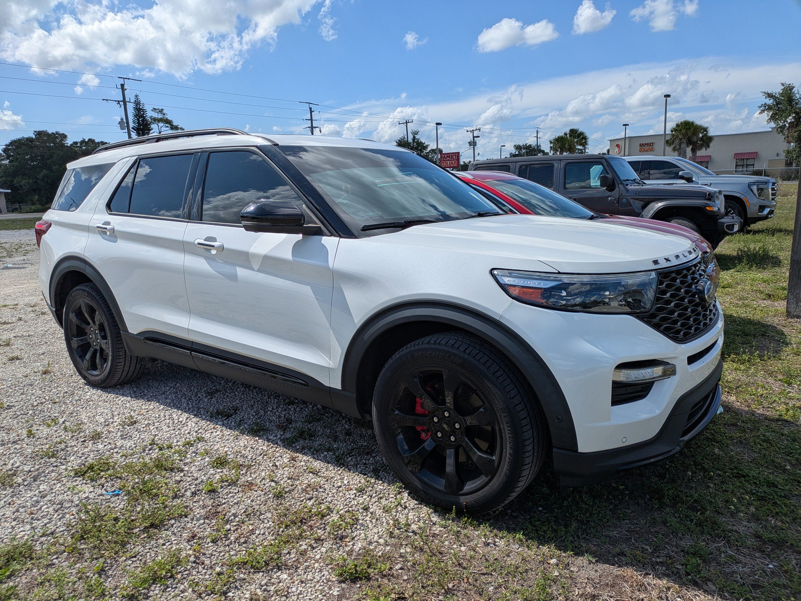 Certified 2022 Ford Explorer ST w/ Equipment Group 401A AWD/4WD image 2