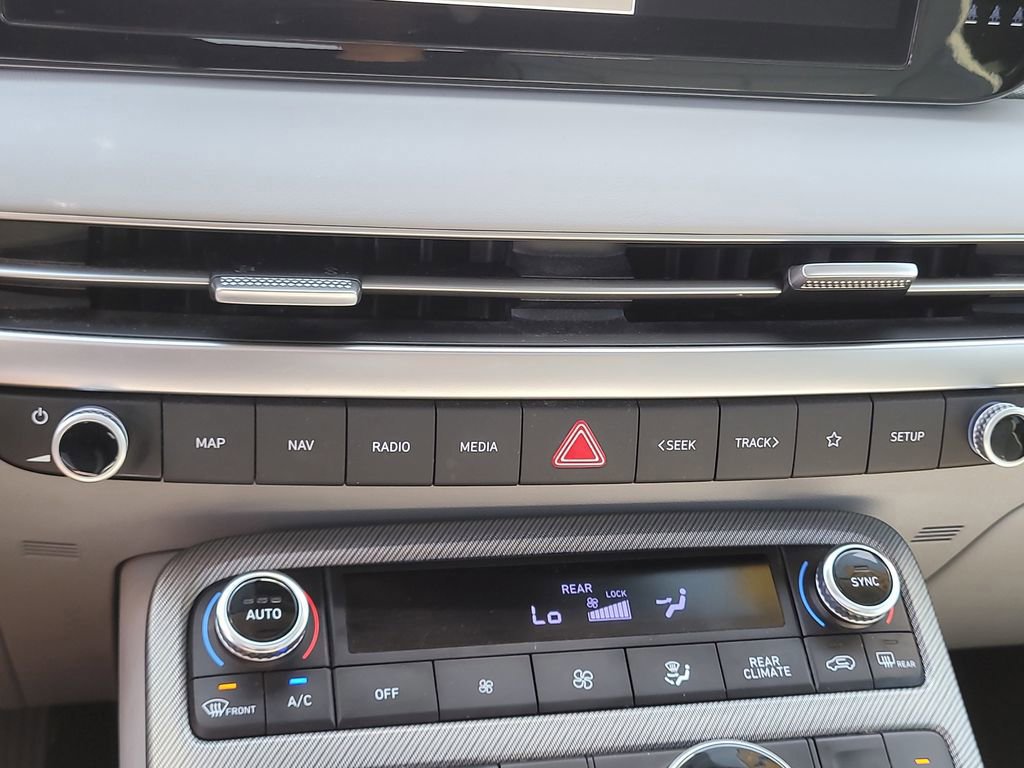 Used 2024 Hyundai Palisade SEL w/ Premium Package image 25