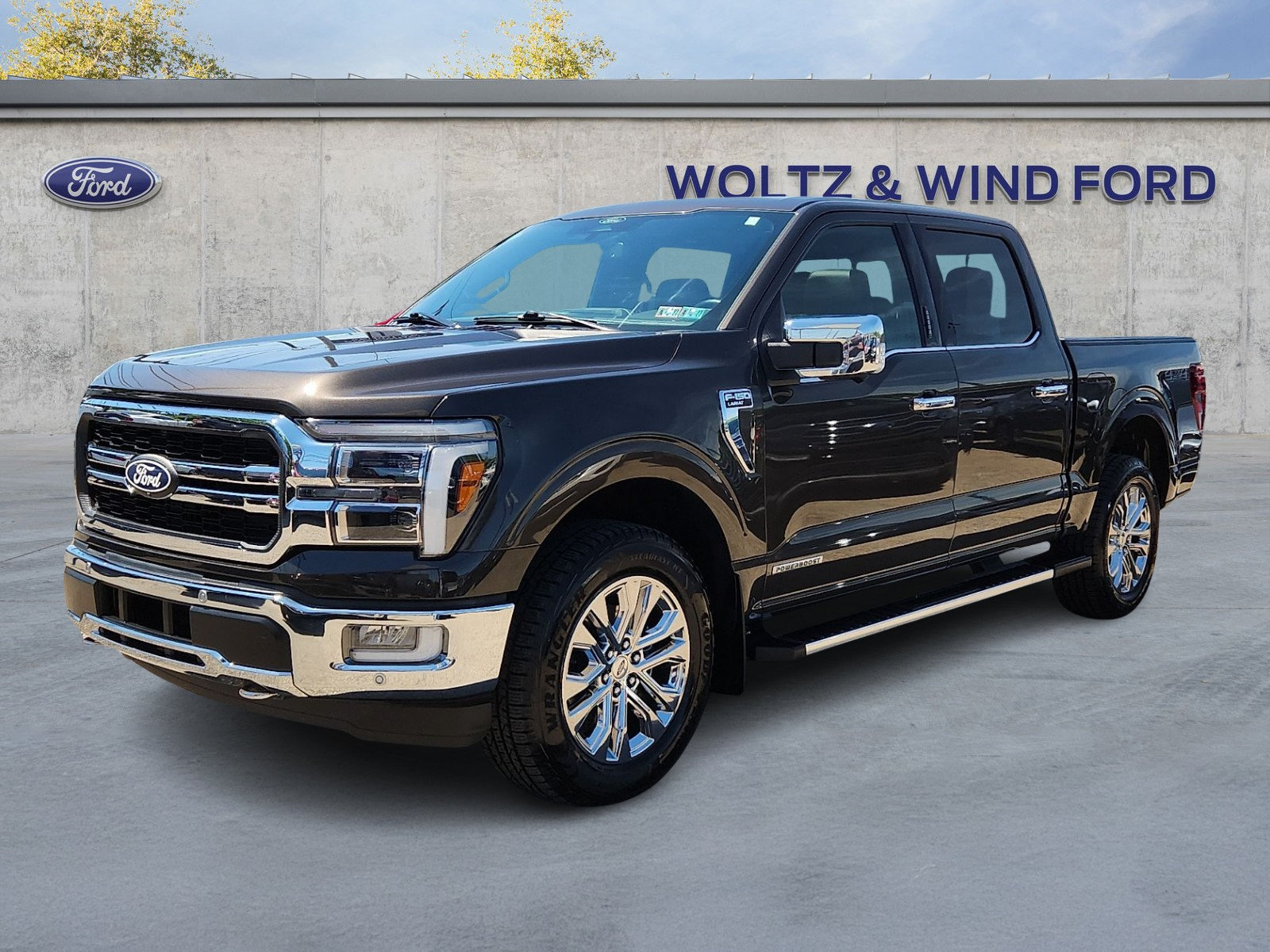 Certified 2024 Ford F150 Lariat w/ Bed Utility Package AWD/4WD image 3
