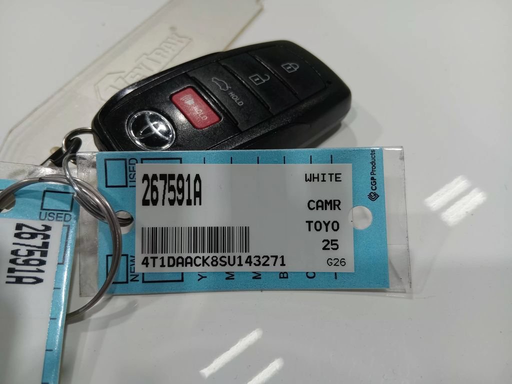 Used 2025 Toyota Camry SE w/ Convenience Package FWD image 27