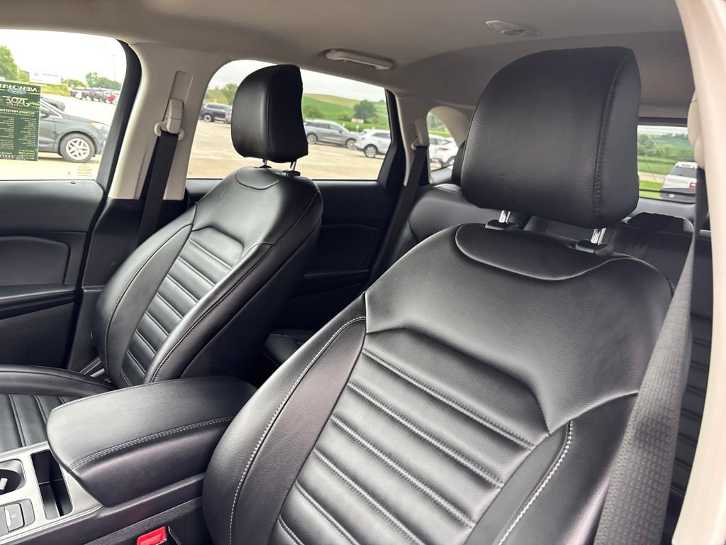 Certified 2024 Ford Edge SEL w/ Convenience Package AWD/4WD image 22