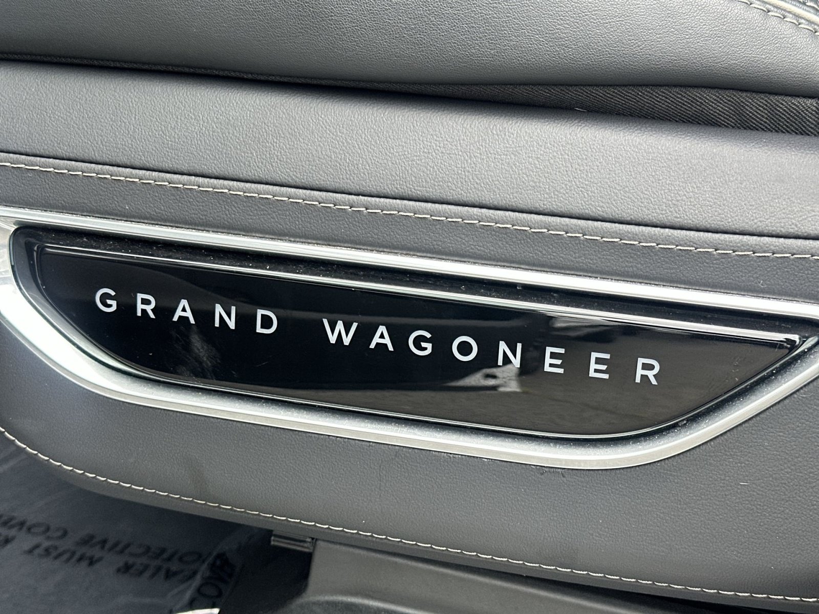 Used 2024 Jeep Grand Wagoneer L Series II w/ Quick Order Packagew 28T AWD/4WD image 22