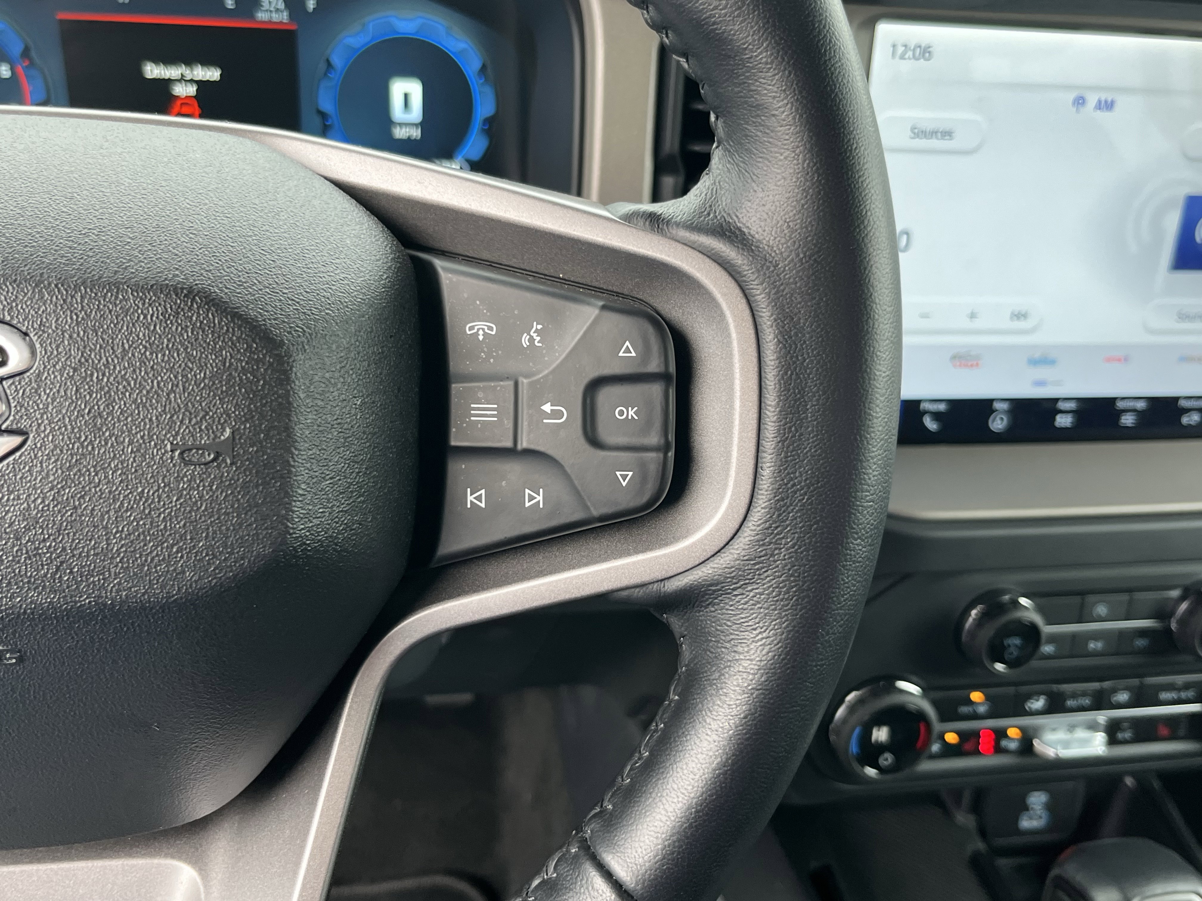 Certified 2025 Ford Bronco Outer Banks image 19