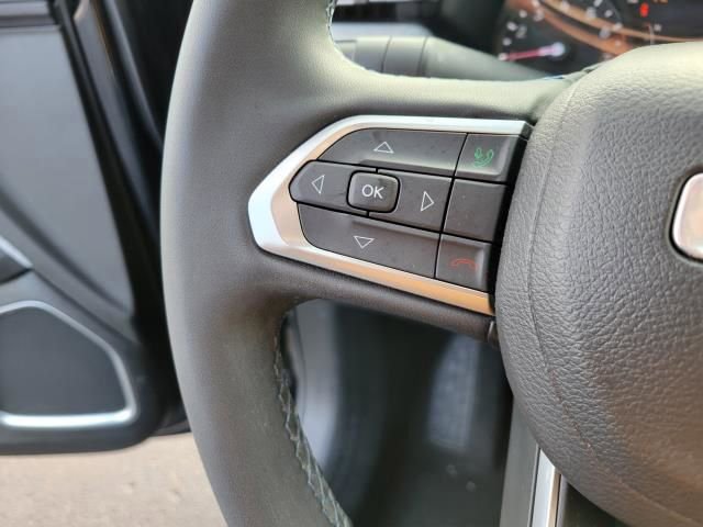 Used 2022 Jeep Compass Latitude image 28