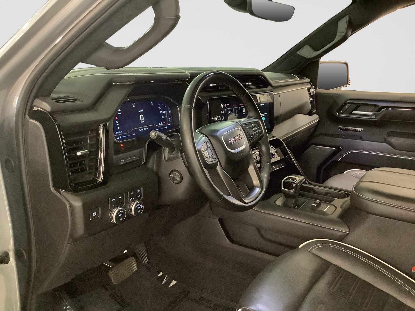 Used 2025 GMC Sierra 1500 AT4X AWD/4WD image 14