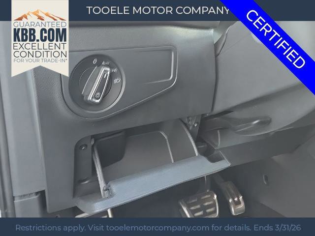 Used 2022 Volkswagen Tiguan SE R-Line image 21