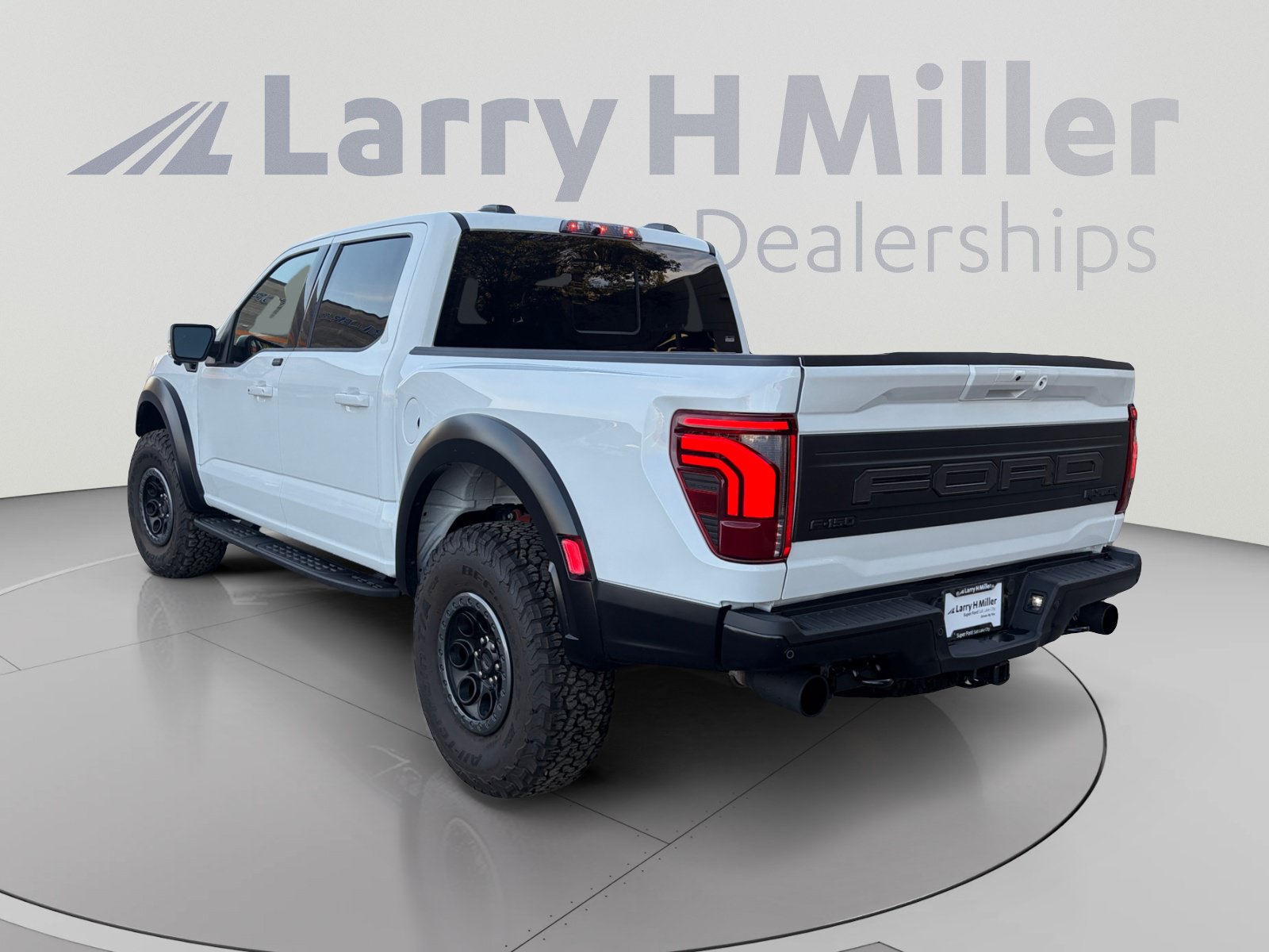 Certified 2025 Ford F150 Raptor AWD/4WD image 3