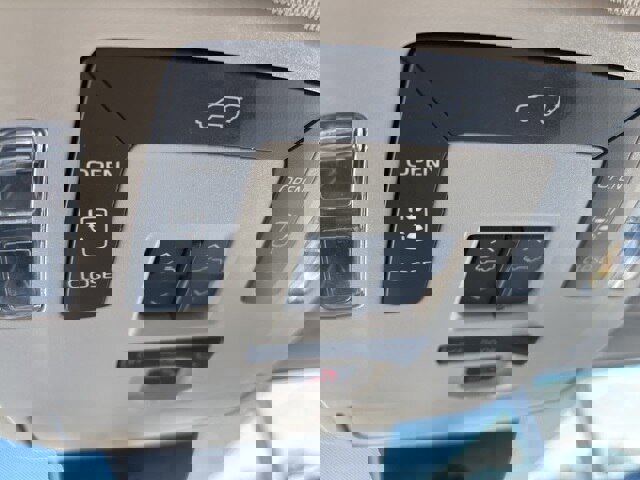 Used 2024 Toyota Sienna XLE image 21