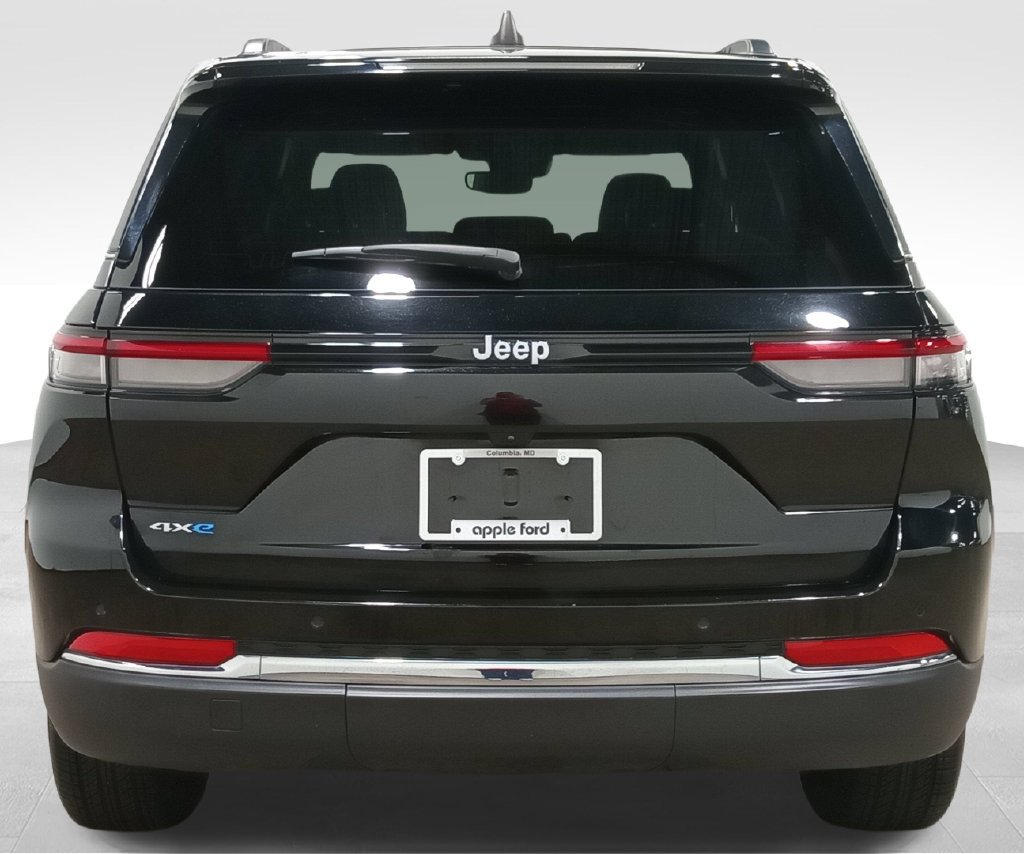 Used 2024 Jeep Grand Cherokee Limited 4xe AWD/4WD image 4