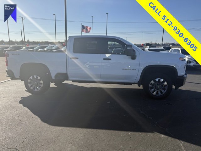 Used 2023 Chevrolet Silverado 2500 Custom w/ Custom Value Package image 2