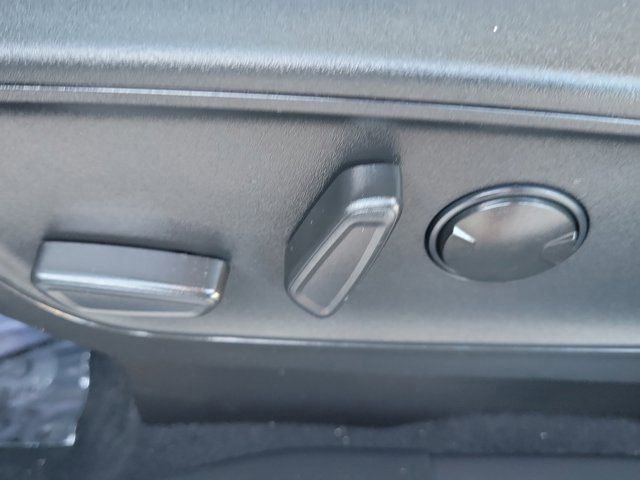 Certified 2022 Ford Escape Titanium w/ Titanium Premium Package image 24