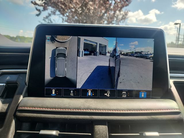 Used 2021 Chevrolet Suburban RST w/ Luxury Package AWD/4WD image 20