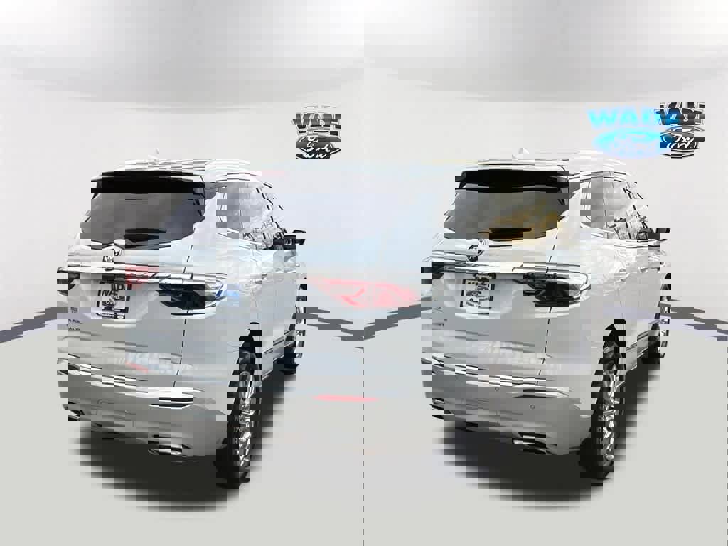 Used 2023 Buick Enclave Essence w/ Experience Buick Package image 5