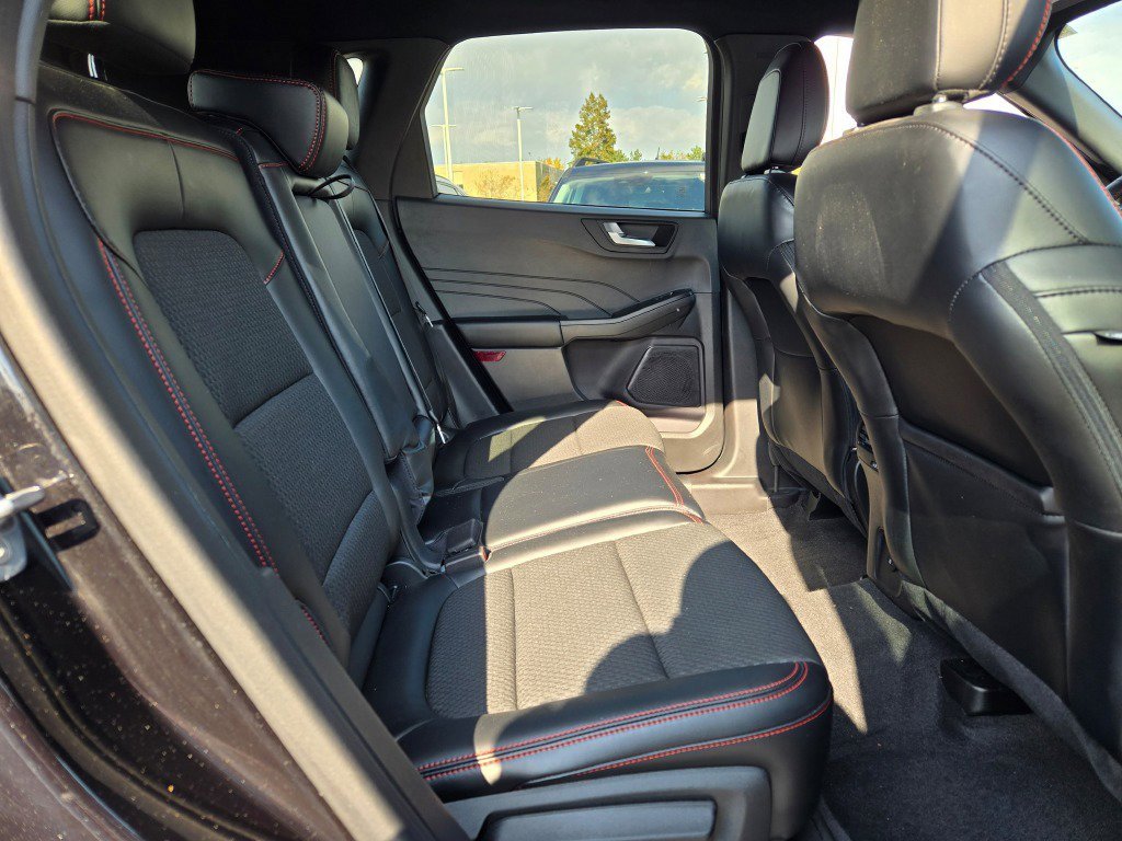 Certified 2023 Ford Escape ST-Line w/ Tech Pack #1 image 8