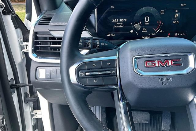 Used 2025 GMC Acadia Elevation w/ LPO, Floor Liner Package FWD image 16