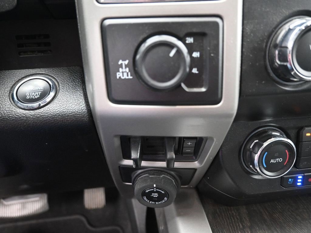 Certified 2021 Ford F250 Lariat w/ Tremor Off-Road Package image 16