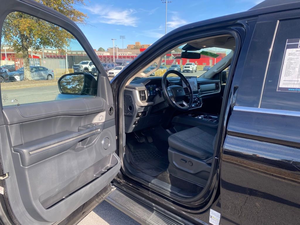 Certified 2022 Ford Expedition XLT image 10