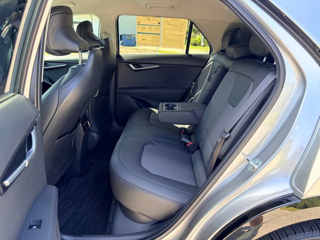 Used 2024 Kia Niro Wind FWD image 23